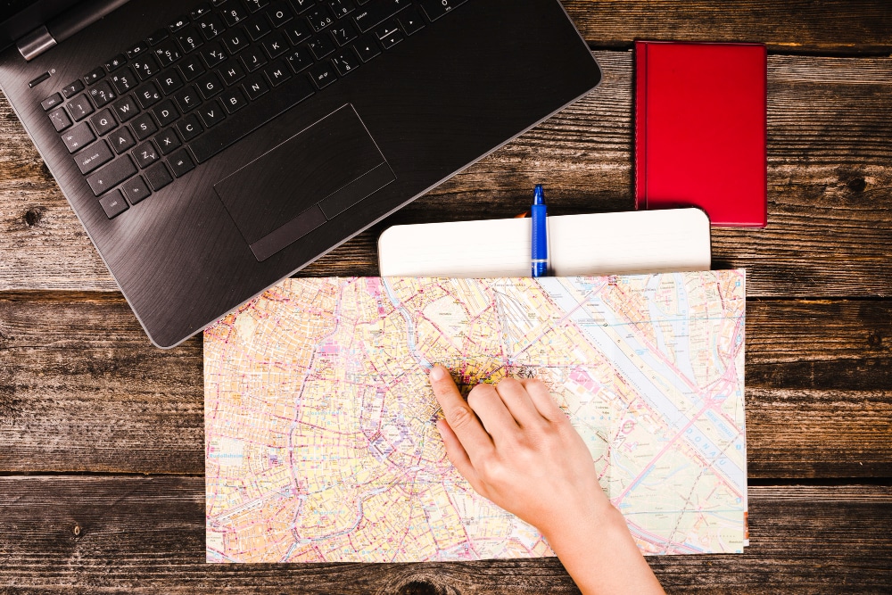 How to implement a GPS tracking